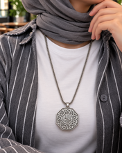 Load image into Gallery viewer, Rema Simple Set - Gold &amp; Silver Plated
