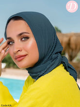 Load image into Gallery viewer, Lama  Plissea Scarf - Crepe Chiffon
