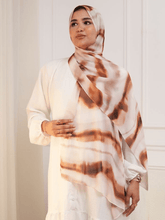 Load image into Gallery viewer, Yasmin Scarf - Crepe Digital
