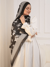 Load image into Gallery viewer, Karima Scarf - Crepe Digital

