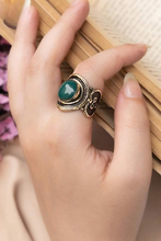 Load image into Gallery viewer, Qamar Agate Ring - Pure Copper
