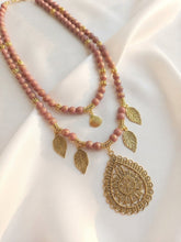 Load image into Gallery viewer, Mirag Elegant Necklase
