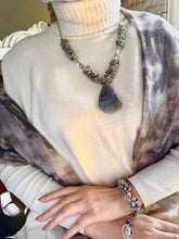 Load image into Gallery viewer, Enas Set - Agate And Natural Seashells Stones
