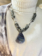 Load image into Gallery viewer, Enas Set - Agate And Natural Seashells Stones
