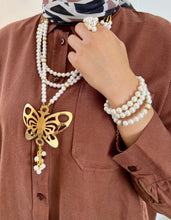 Load image into Gallery viewer, Elara Butterfly Set - Spanish Mallorca pearls Stones
