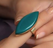 Load image into Gallery viewer, Sondos Elegant Ring - Pure Copper
