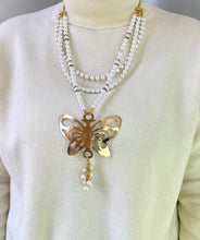 Load image into Gallery viewer, Elara Butterfly Set - Spanish Mallorca pearls Stones
