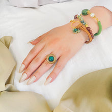 Load image into Gallery viewer, Green Stone &amp; Leather Set
