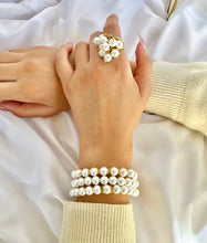 Load image into Gallery viewer, Elara Butterfly Set - Spanish Mallorca pearls Stones
