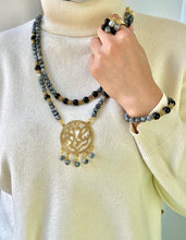 Load image into Gallery viewer, Saada Luxury Set - Alabaster Stones
