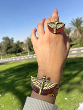 Load image into Gallery viewer, Isis Copper set – Wings of Grace
