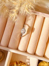 Load image into Gallery viewer, Ropanzel Ring - Stainless Steel
