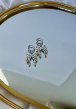 Load image into Gallery viewer, Aylan Earrings

