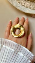 Load image into Gallery viewer, Unique Circle Ring - Stainless Steel
