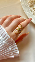 Load image into Gallery viewer, Elegant Flower Ring - Stainless Steel
