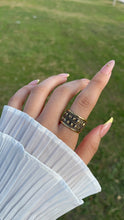 Load image into Gallery viewer, Zahra Copper Set  – Bold Heritage
