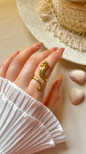 Load image into Gallery viewer, Seahorse Ring - Stainless Steel
