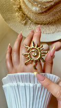 Load image into Gallery viewer, Sun Rays Ring - Stainless Steel
