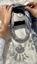 Load image into Gallery viewer, Bedoor Necklace Scarf - Cotton
