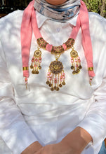 Load image into Gallery viewer, Shawq Necklace Scarf - Cotton
