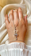 Load image into Gallery viewer, Sila Hand Chain - Stainless Steel
