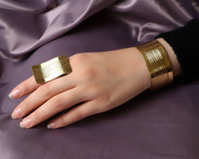 Load image into Gallery viewer, Shahrazad Plated Set
