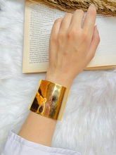 Load image into Gallery viewer, Ishraq Bangle - Pure Copper
