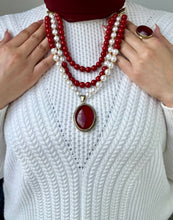 Load image into Gallery viewer, Sara Elegant Set Pearl and Marjan
