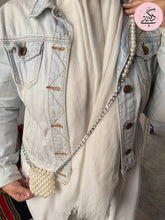 Load image into Gallery viewer, Zainab Airpods Bag - Pearl Stones
