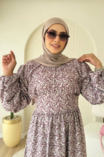 Load image into Gallery viewer, Aeran Dress - Linen
