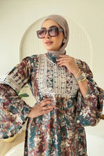 Load image into Gallery viewer, Lale Dress - Viscose
