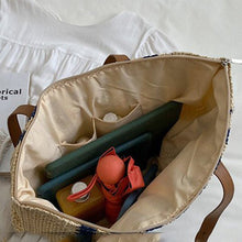 Load image into Gallery viewer, Walaa Beach Bag - Wicker
