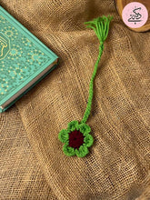 Load image into Gallery viewer, Bag Accessories And Bookmark - Crochet
