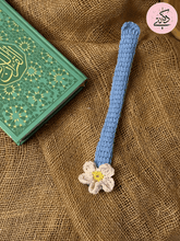 Load image into Gallery viewer, Layan Bookmark - Crochet

