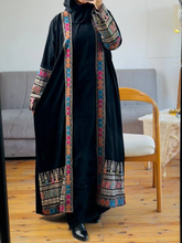 Load image into Gallery viewer, Careman Cardigan - Crepe

