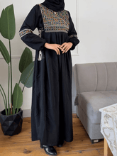 Load image into Gallery viewer, Yara Abaya - Crepe
