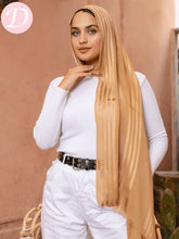 Load image into Gallery viewer, Yasmen Scarf - Gauze Kuwaiti satin
