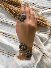 Load image into Gallery viewer, Loura Elegant Set – Pure Copper
