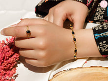 Load image into Gallery viewer, Rawda Oval Set - Gold plated
