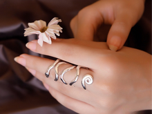 Load image into Gallery viewer, Nahla Ring - Copper &amp; Silver Plated
