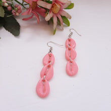 Load image into Gallery viewer, Pinar Simple Earrings
