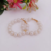 Load image into Gallery viewer, Maya Simple Earrings
