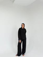 Load image into Gallery viewer, Julia Handmade Suit -  Linen
