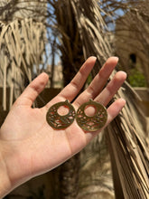 Load image into Gallery viewer, Wafa Earings - Copper
