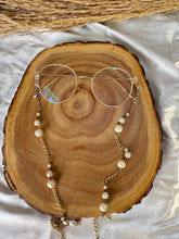 Load image into Gallery viewer, Doha Glasses Chain -  Chinese gold chain
