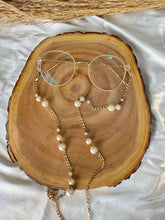 Load image into Gallery viewer, Doha Glasses Chain -  Chinese gold chain
