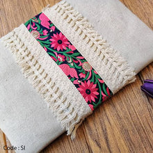Load image into Gallery viewer, Leen Handmade Clutch - Linen
