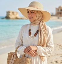 Load image into Gallery viewer, Island Mood Necklace
