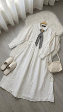 Load image into Gallery viewer, Aseel linen Dress
