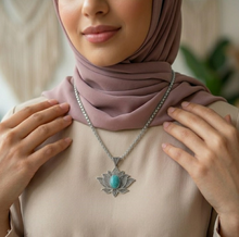 Load image into Gallery viewer, Prestige Necklace - Silver &amp; Gold Plated

